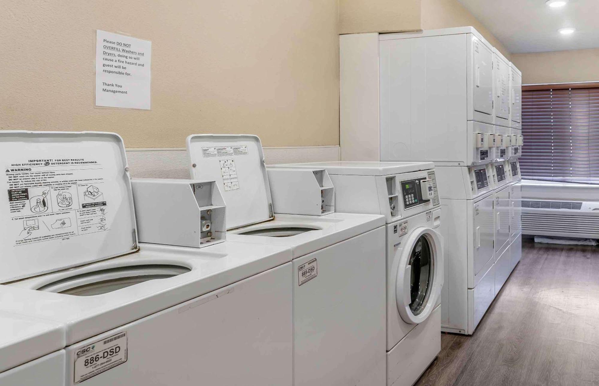 Extended Stay America Select Suites - Louisville - South Lynnview エクステリア 写真