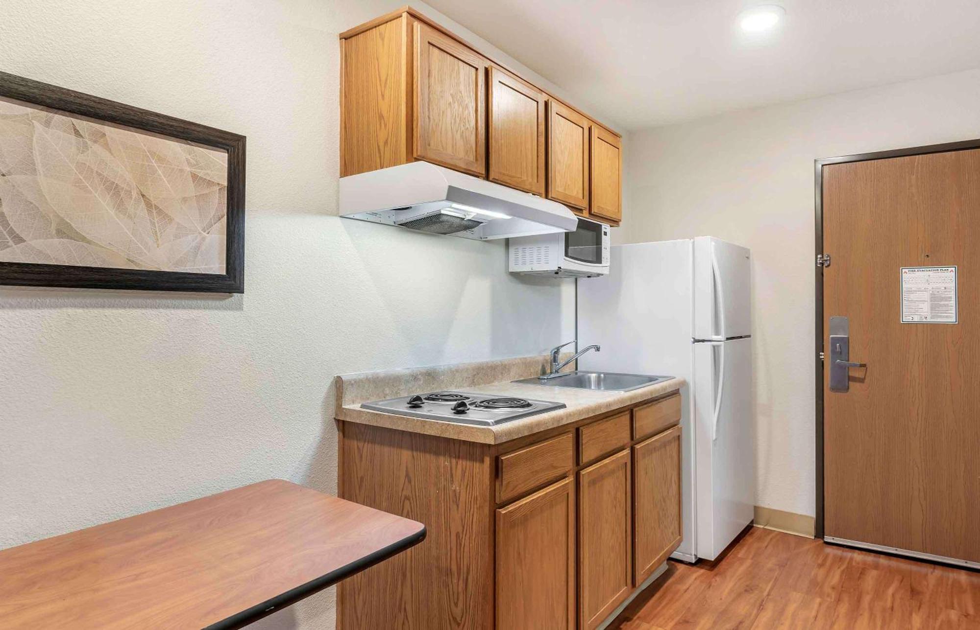 Extended Stay America Select Suites - Louisville - South Lynnview エクステリア 写真